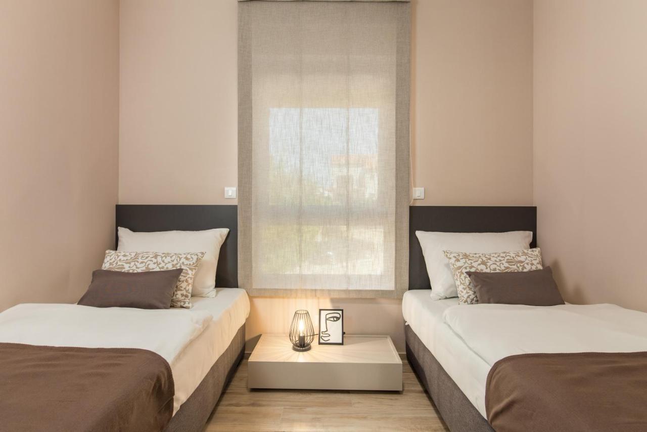 Apartment Nensi Pjescana Uvala Zewnętrze zdjęcie